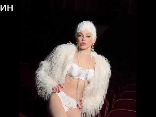 Margo77-1's BongaCams show and profile