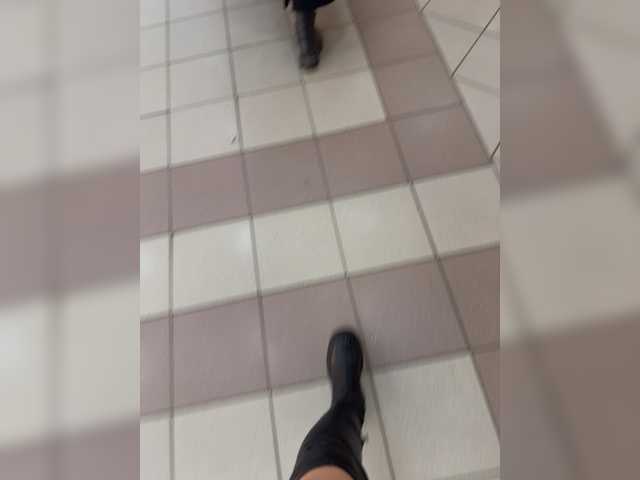 Margo77-1's BongaCams show and profile