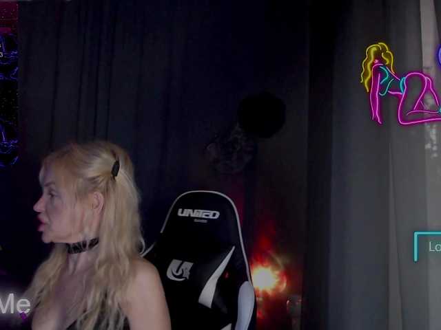 Margo77-1's BongaCams show and profile