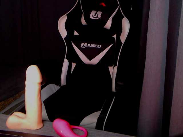 Margo77-1's BongaCams show and profile