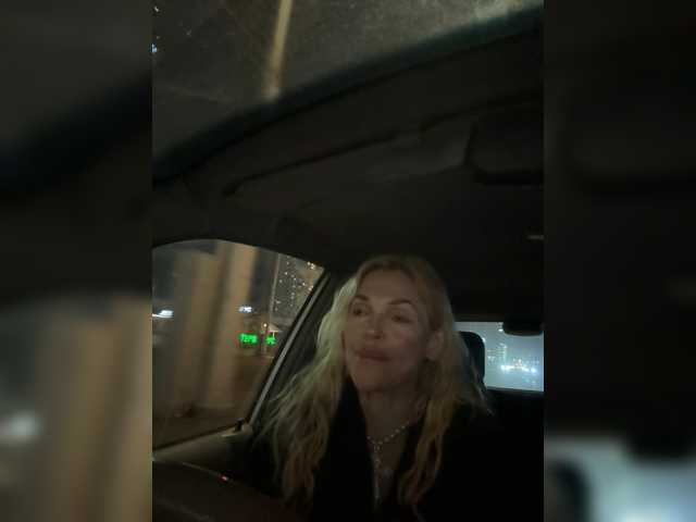 Margo77-1's BongaCams show and profile