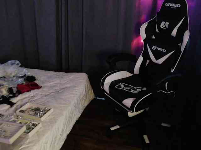 Margo77-1 webcam