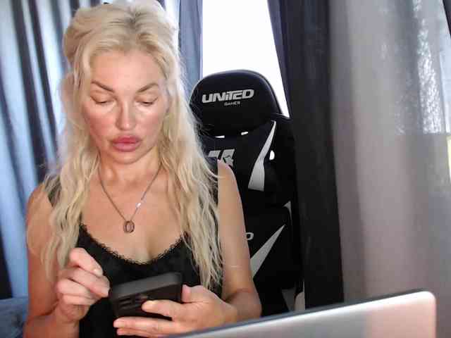 Margo77-1 webcam