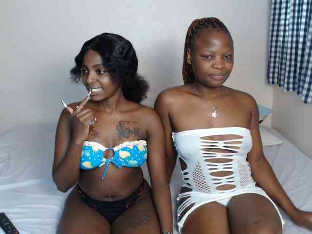 Crystalxebony webcam