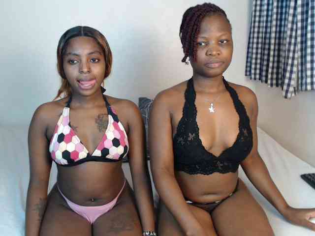 Crystalxebony webcam
