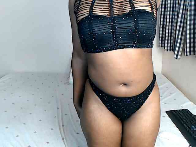 Crystalxebony webcam