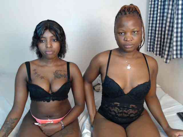 Crystalxebony webcam
