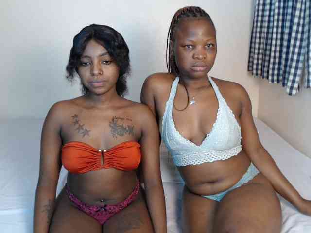 Crystalxebony webcam