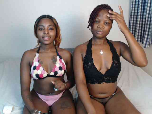 Crystalxebony webcam