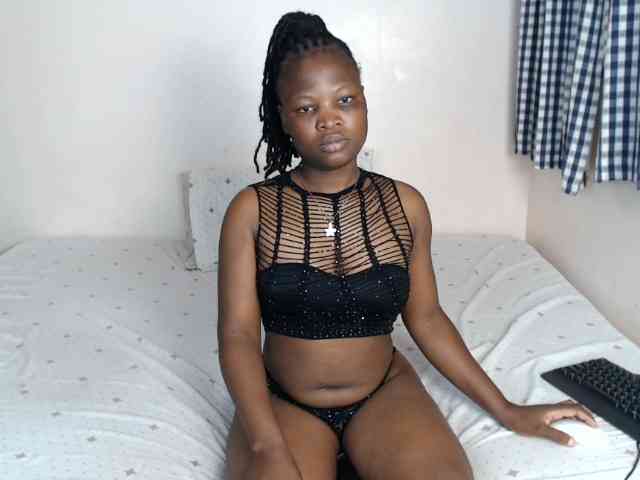 Crystalxebony webcam