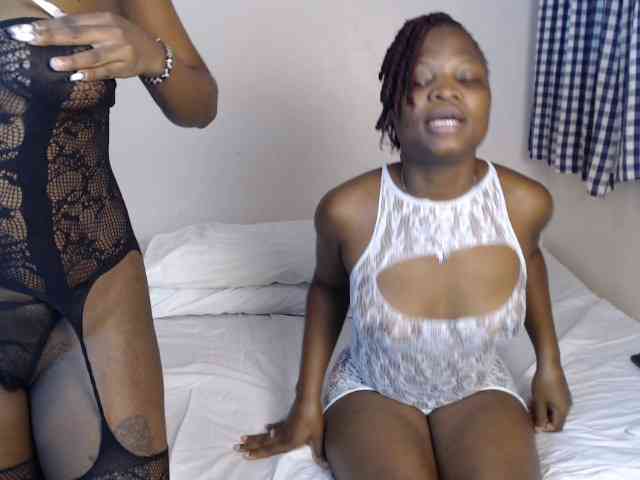 Crystalxebony webcam