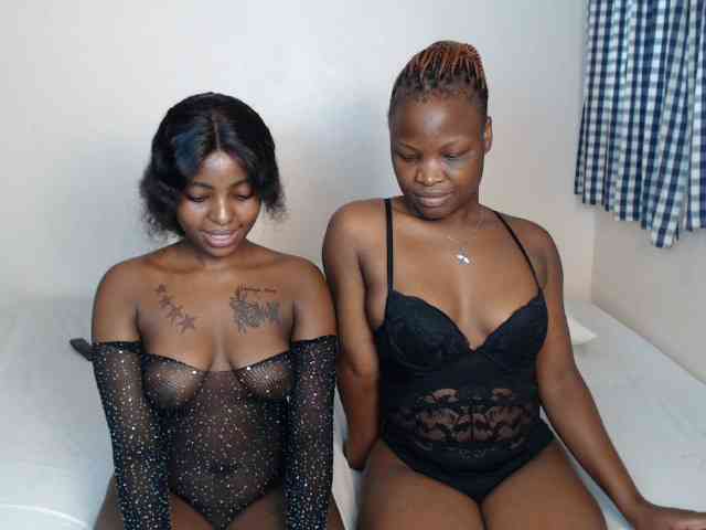Crystalxebony webcam