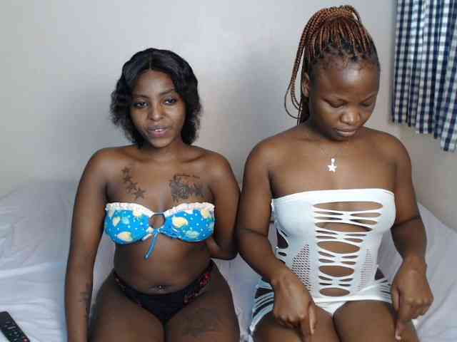 Crystalxebony webcam