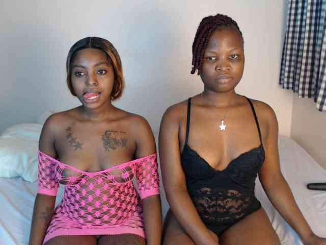 Crystalxebony webcam
