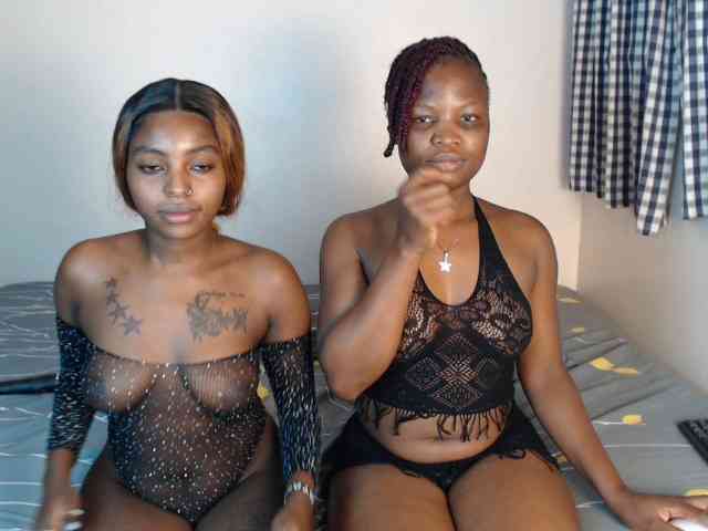 Crystalxebony webcam