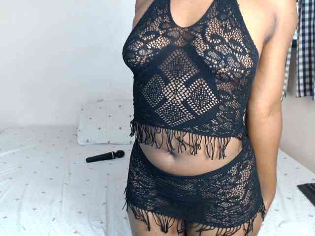 Crystalxebony webcam