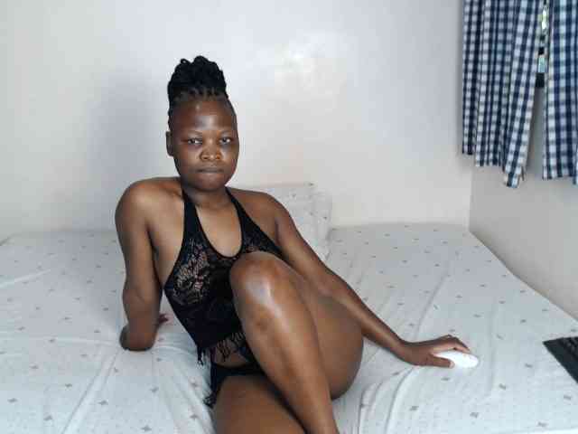 Crystalxebony webcam