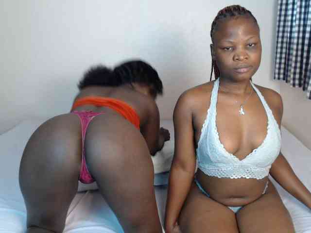 Crystalxebony webcam