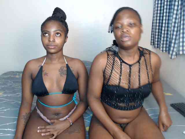 Crystalxebony webcam