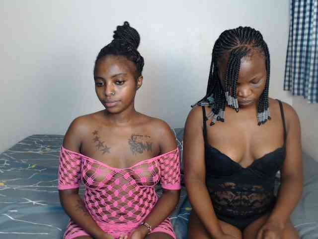 Crystalxebony webcam