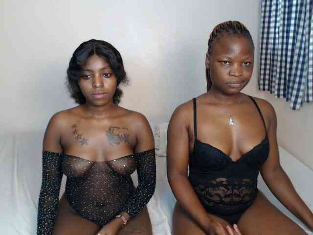 Crystalxebony webcam