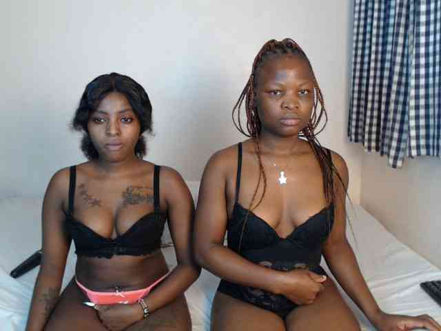 Crystalxebony webcam
