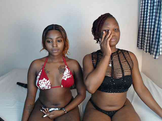 Crystalxebony webcam