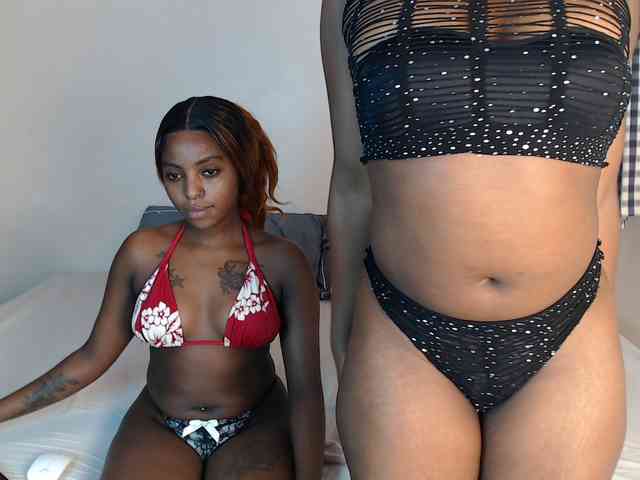 Crystalxebony webcam