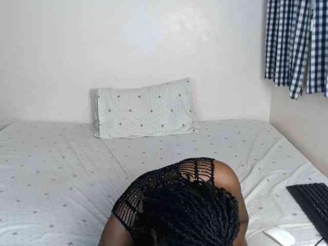 Crystalxebony webcam