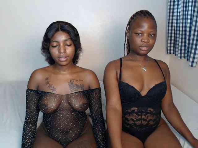 Crystalxebony webcam
