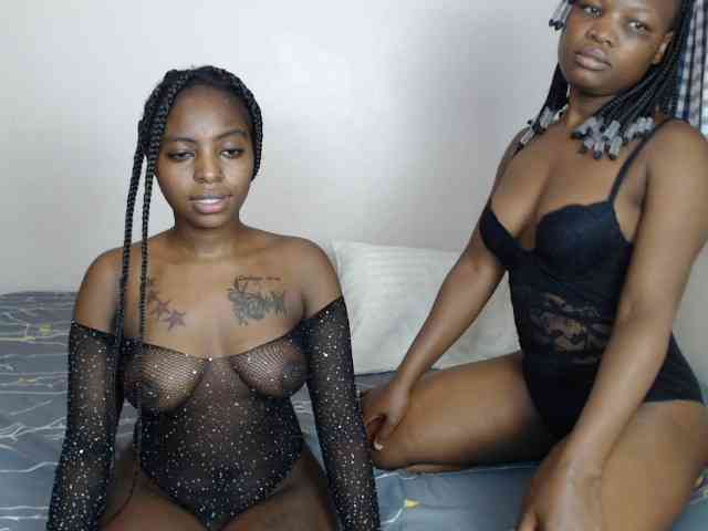 Crystalxebony webcam