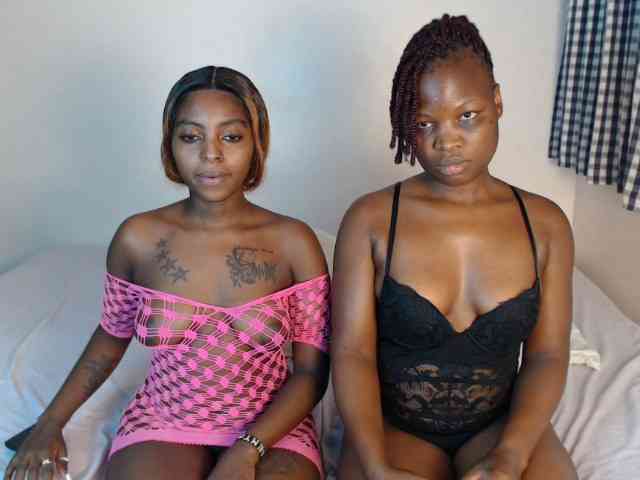 Crystalxebony webcam