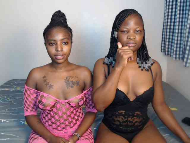 Crystalxebony webcam