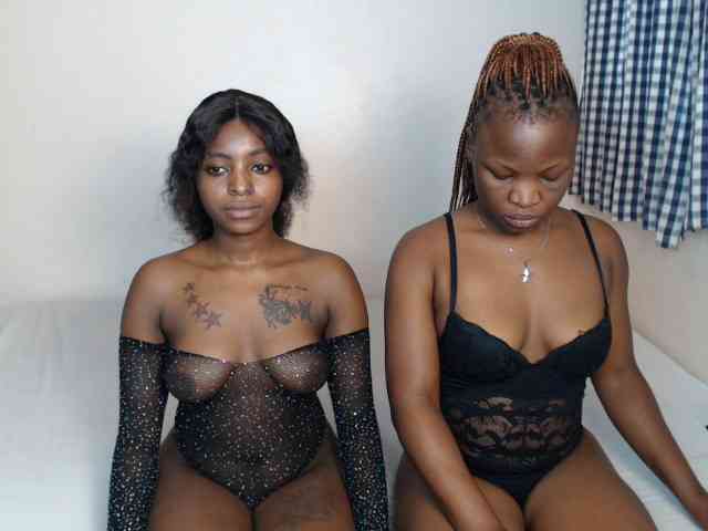 Crystalxebony webcam