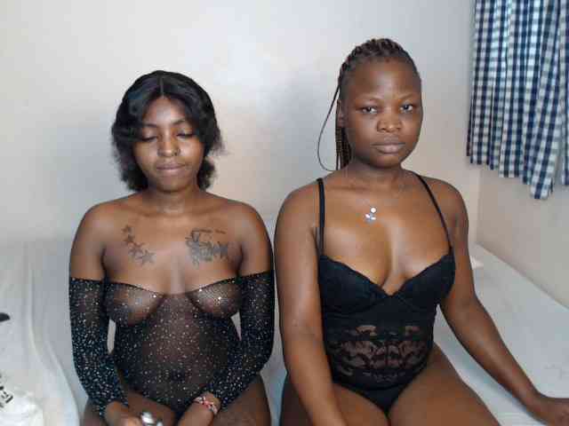 Crystalxebony webcam