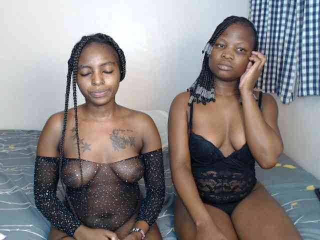 Crystalxebony webcam