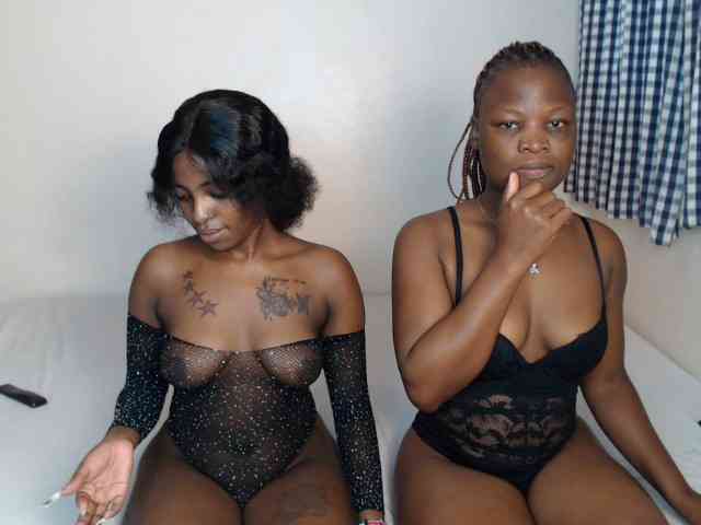 Crystalxebony webcam
