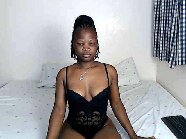 Crystalxebony webcam