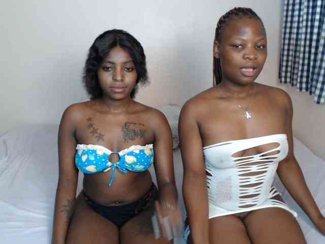 Crystalxebony Live Webcam on BongaCams