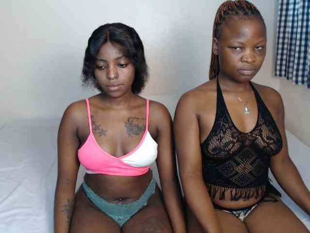 Crystalxebony webcam