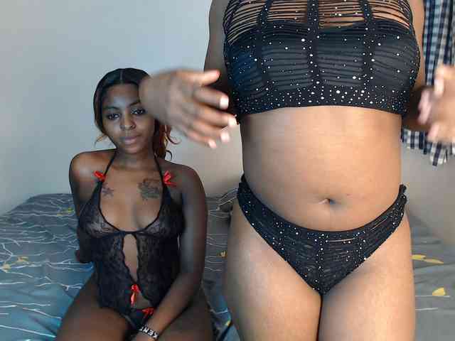 Crystalxebony webcam