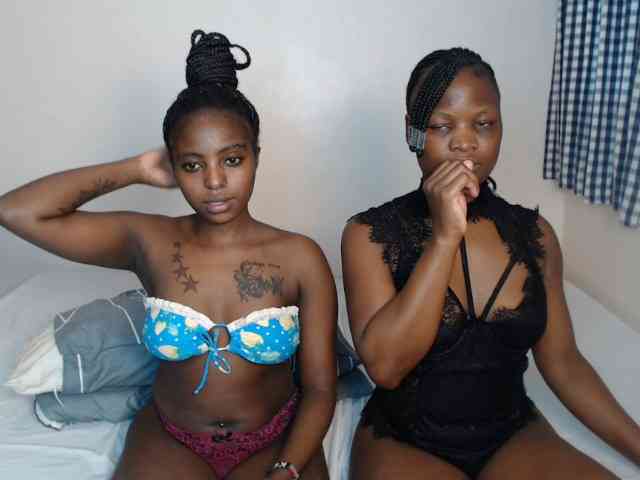 Crystalxebony webcam