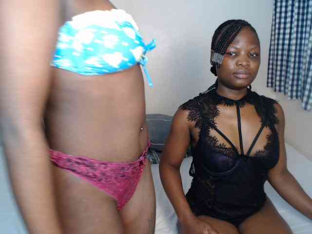 Crystalxebony webcam
