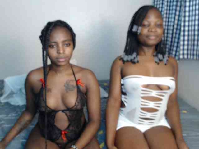 Crystalxebony webcam
