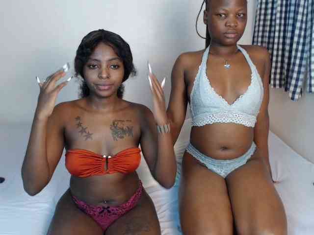 Crystalxebony webcam