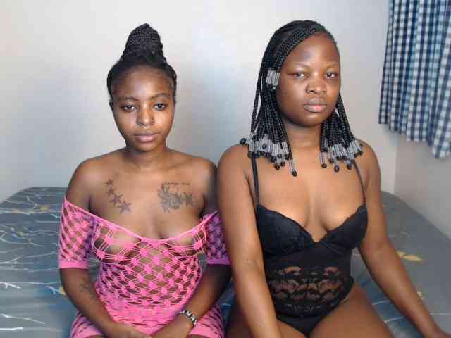 Crystalxebony webcam