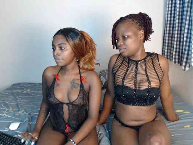 Crystalxebony webcam