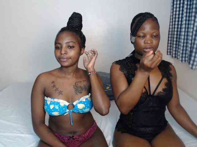 Crystalxebony webcam