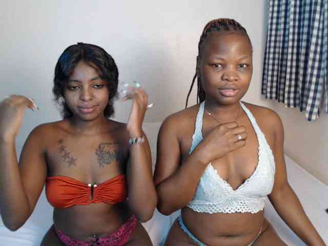 Crystalxebony webcam