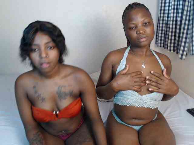 Crystalxebony webcam
